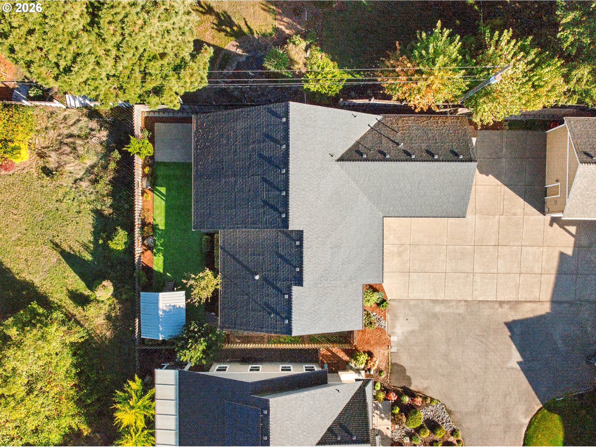 7825 MARIE LN