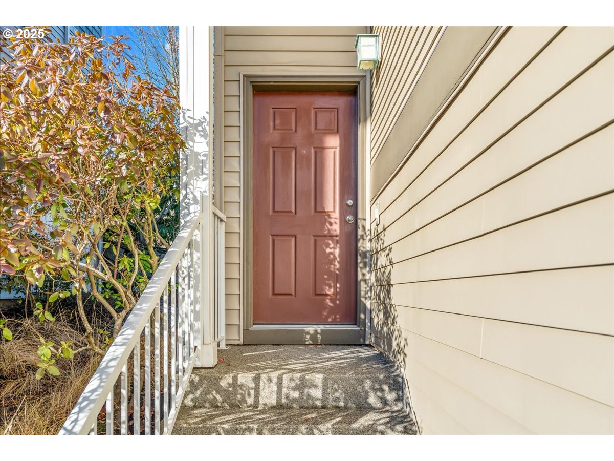 10360 NE SNOQUALMIE ST