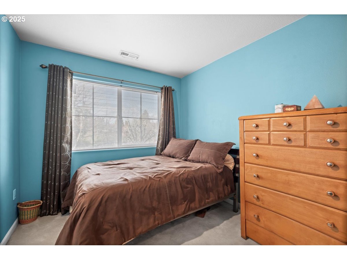 10360 NE SNOQUALMIE ST