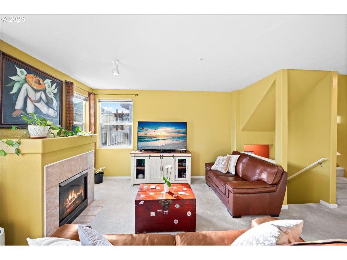 10360 NE SNOQUALMIE ST