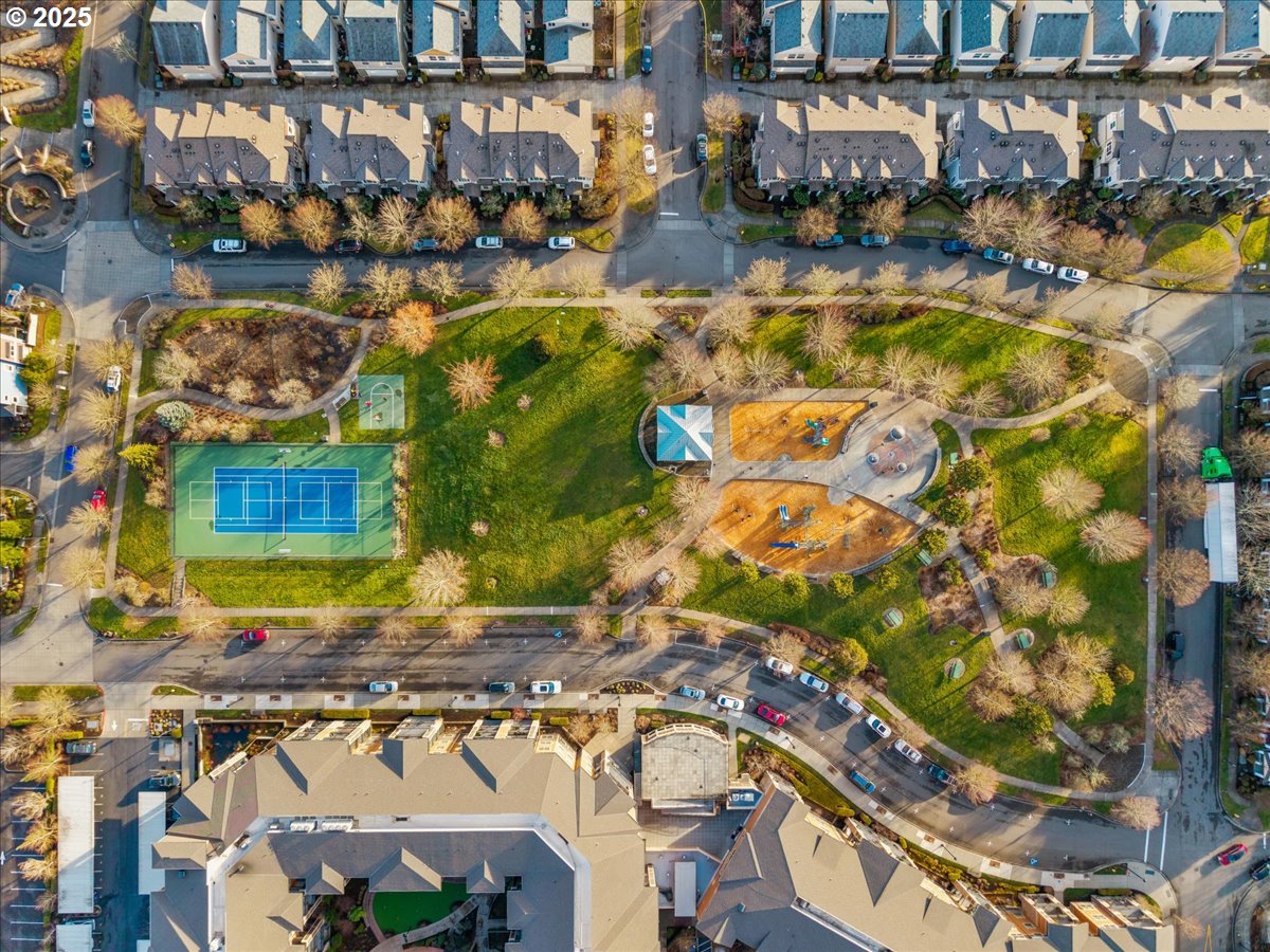 10360 NE SNOQUALMIE ST