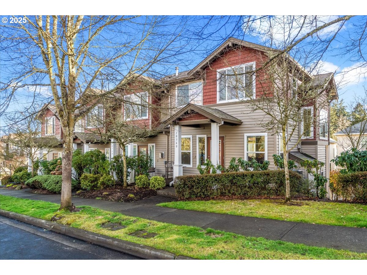 10360 NE SNOQUALMIE ST