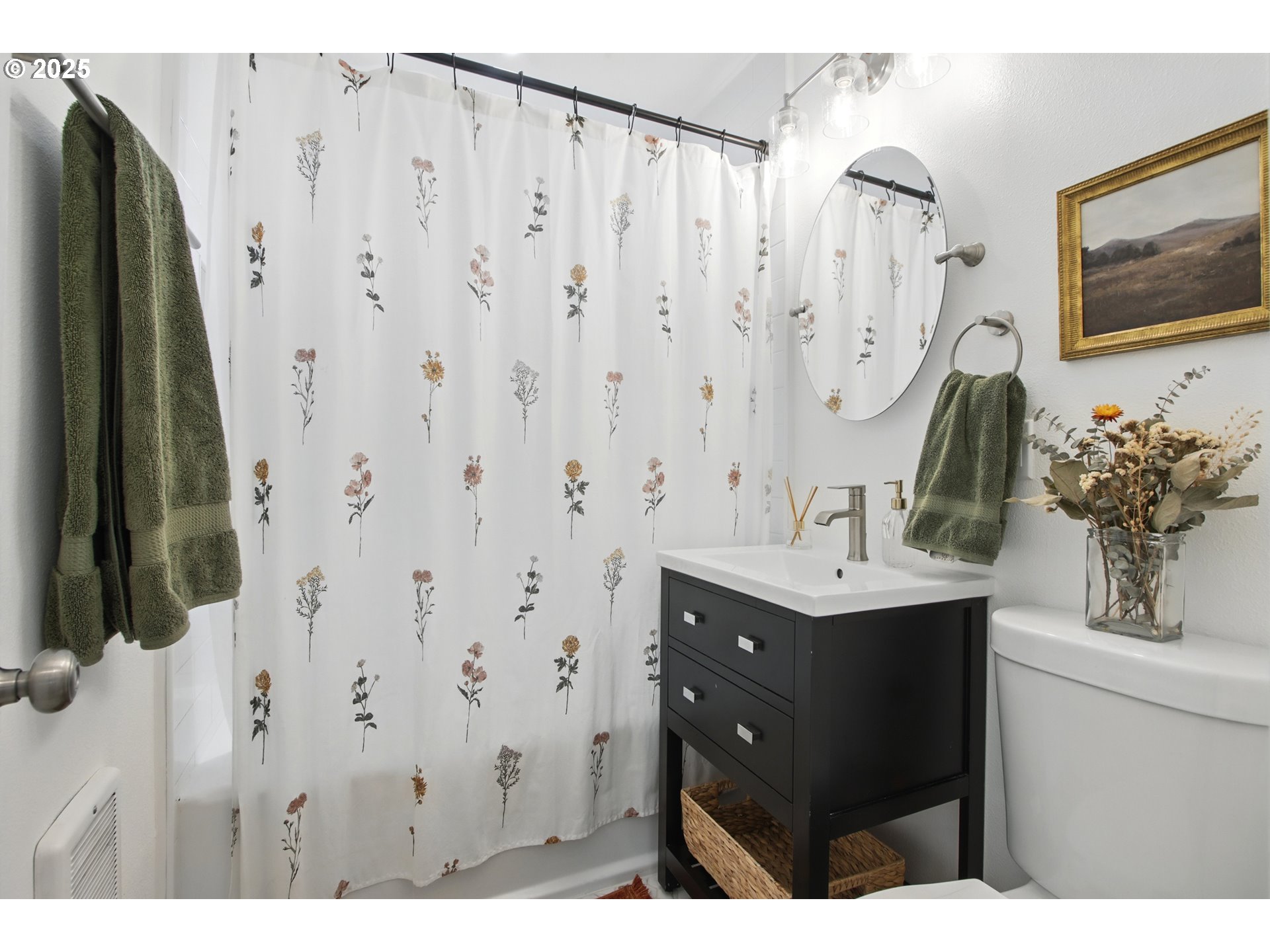 11 NE 128TH AVE
