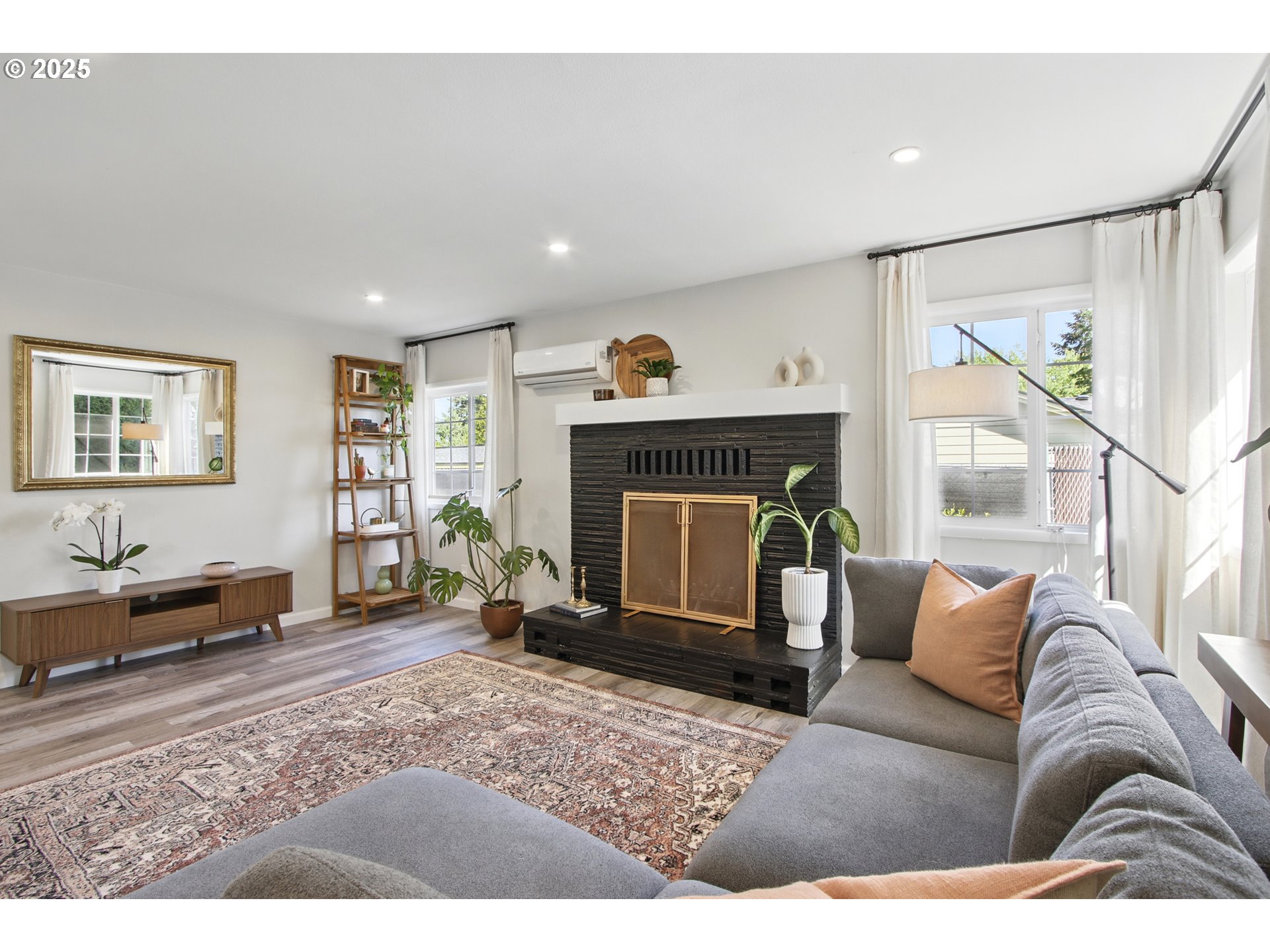 11 NE 128TH AVE
