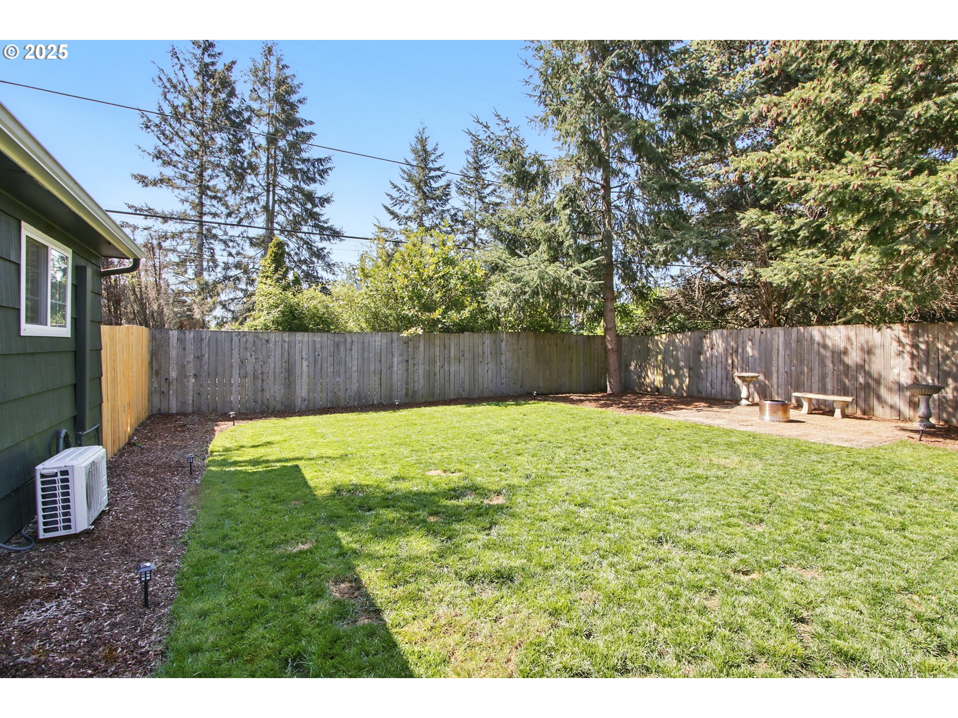 11 NE 128TH AVE