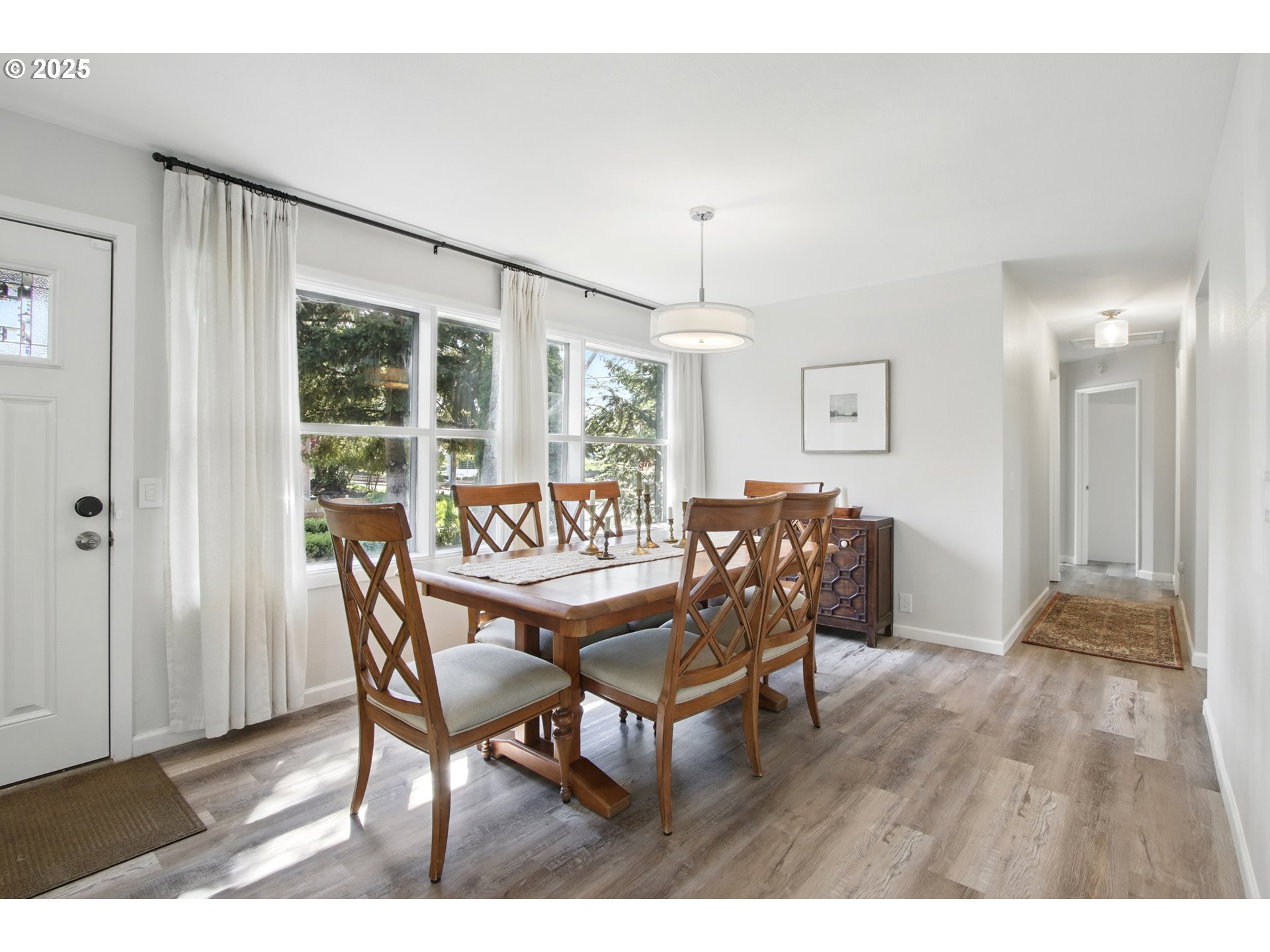 11 NE 128TH AVE