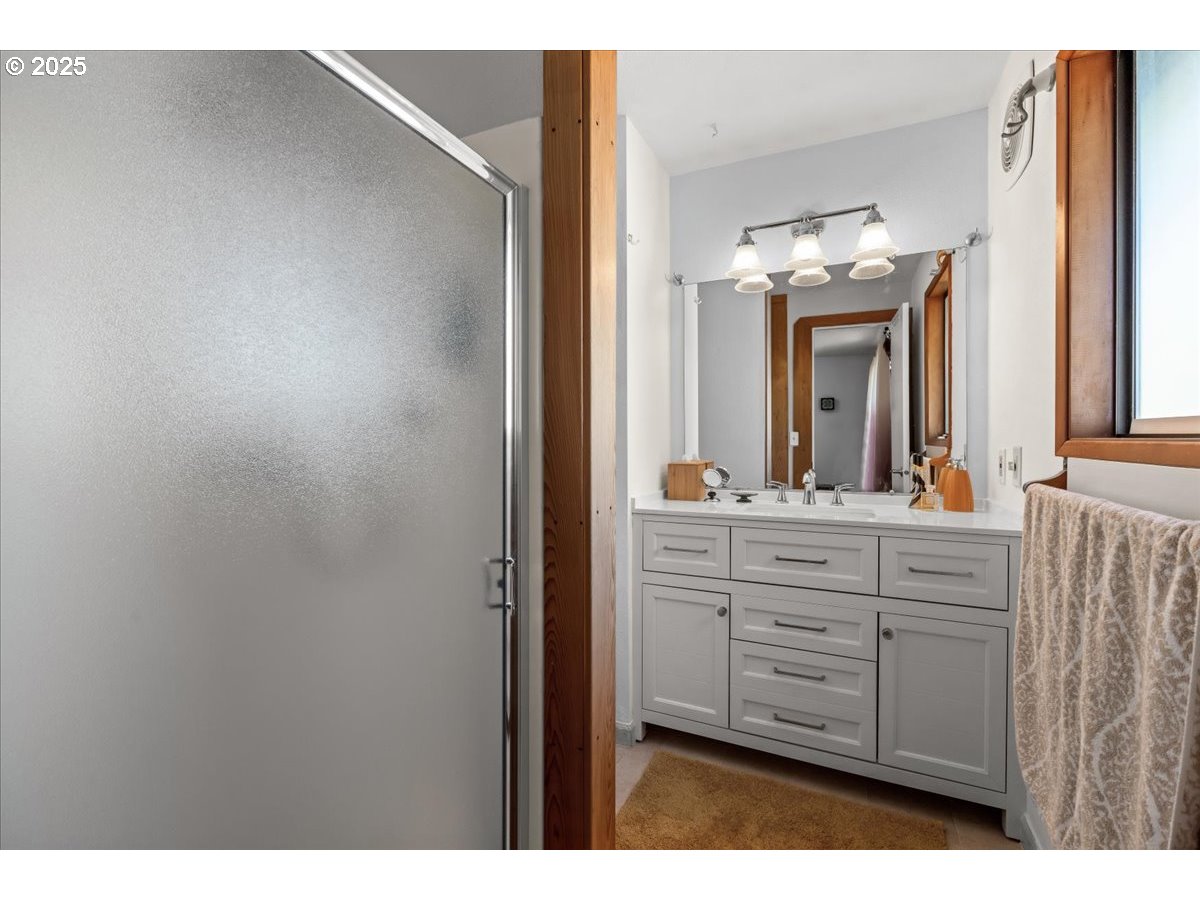 17657 SE SCRUTTON LN