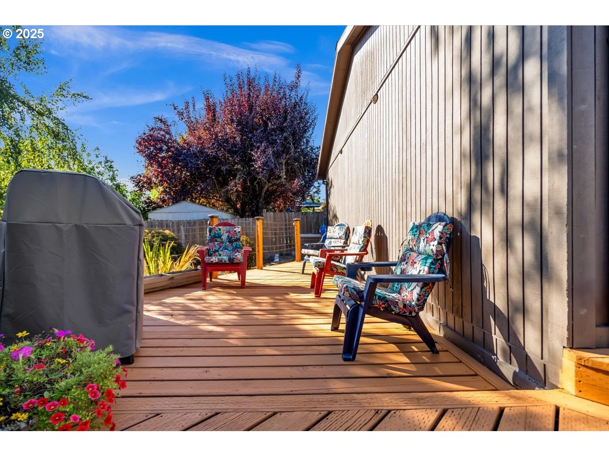 17657 SE SCRUTTON LN