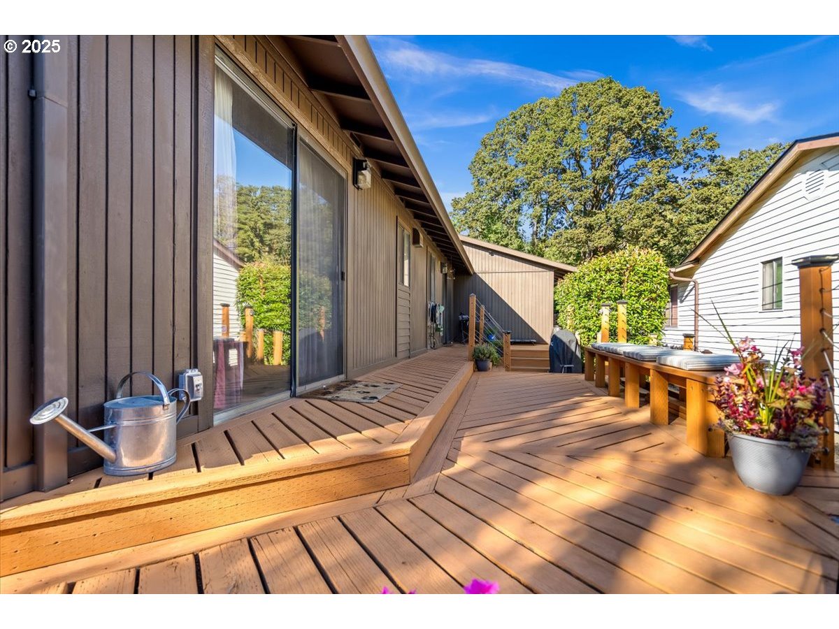 17657 SE SCRUTTON LN