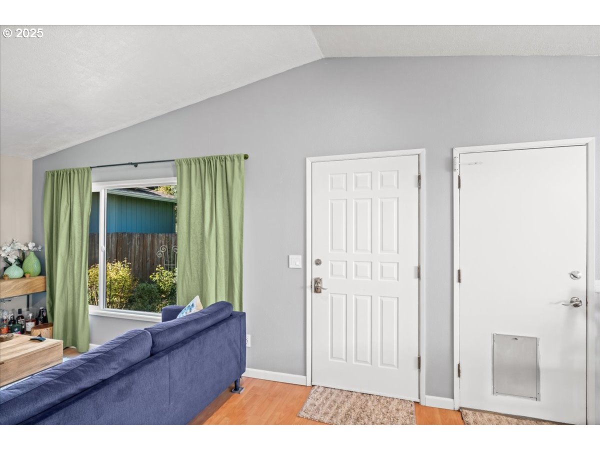 17657 SE SCRUTTON LN