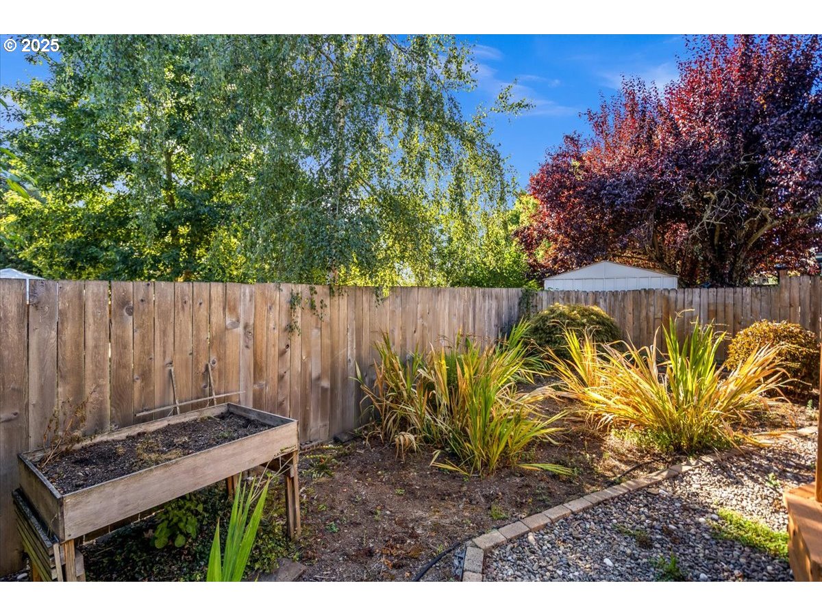 17657 SE SCRUTTON LN