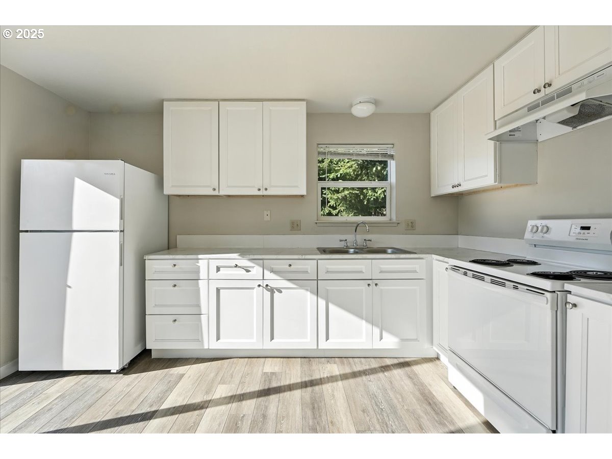 4670 SW SOUTHVIEW TER
