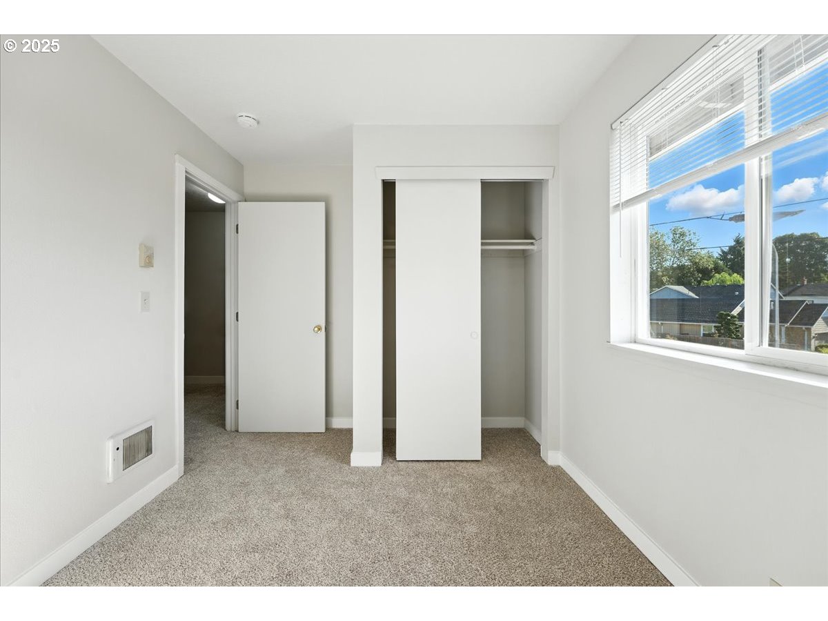 4670 SW SOUTHVIEW TER