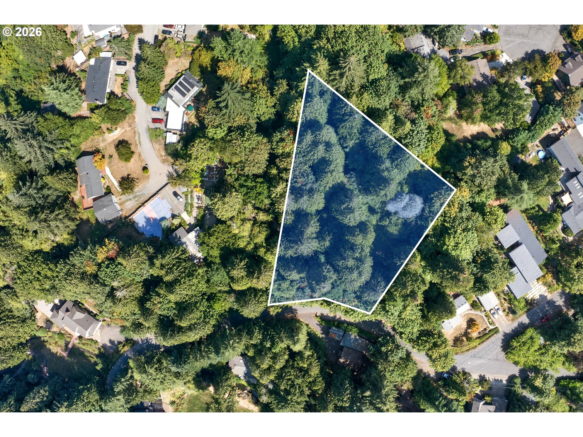 1103 SW MAPLECREST DR