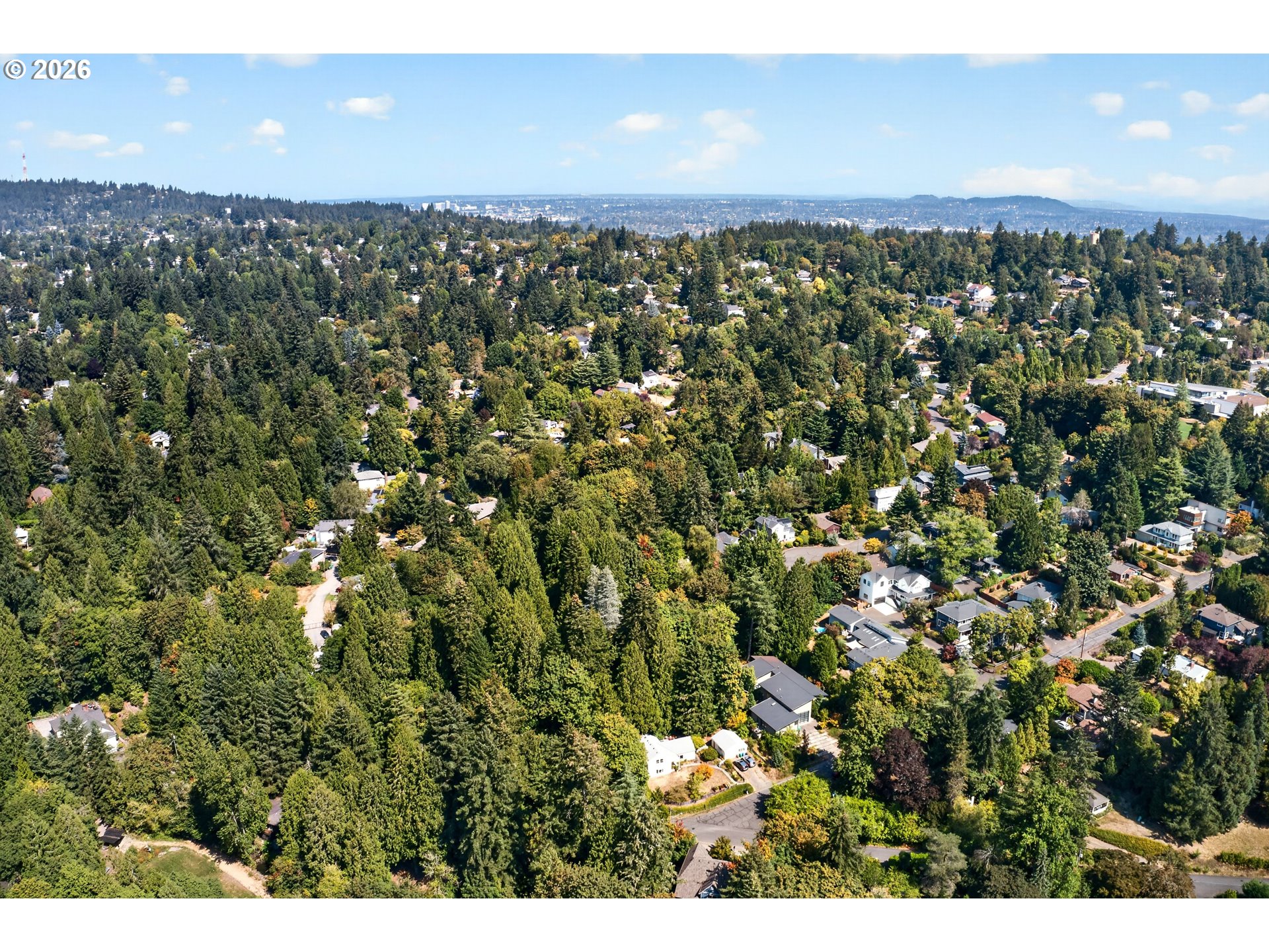 1103 SW MAPLECREST DR