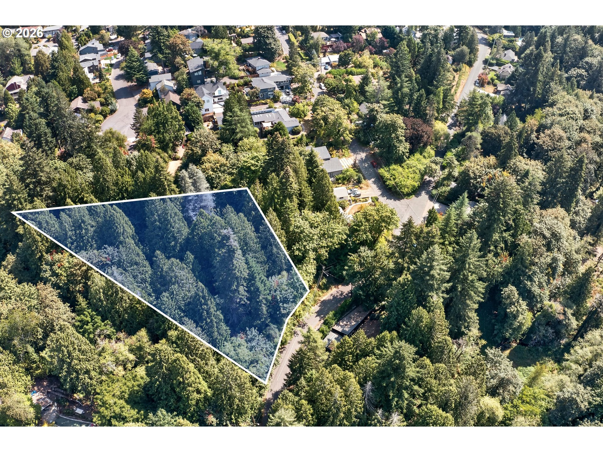 1103 SW MAPLECREST DR