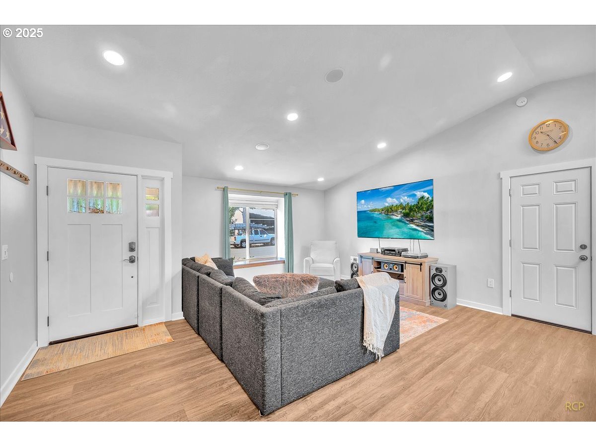 18365 SW SPRINGFIELD ST