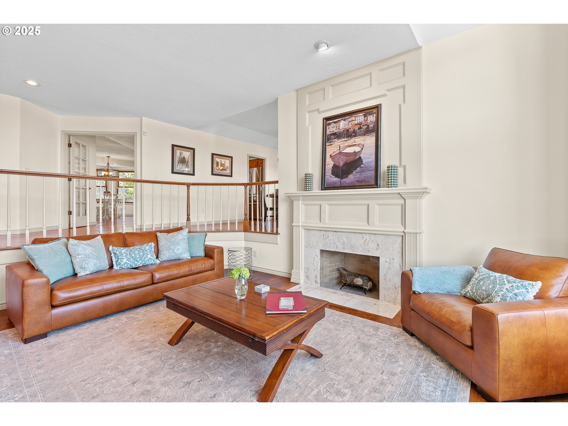 2095 WELLINGTON DR