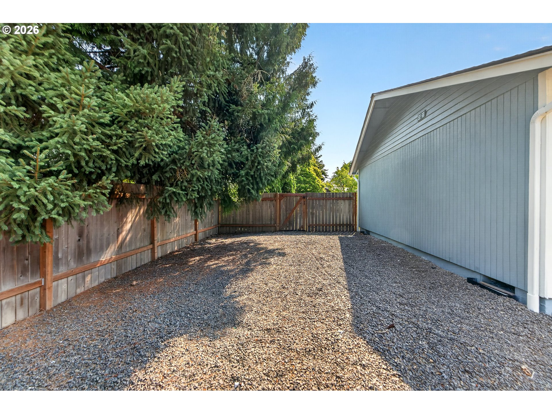 1801 SE 54TH AVE