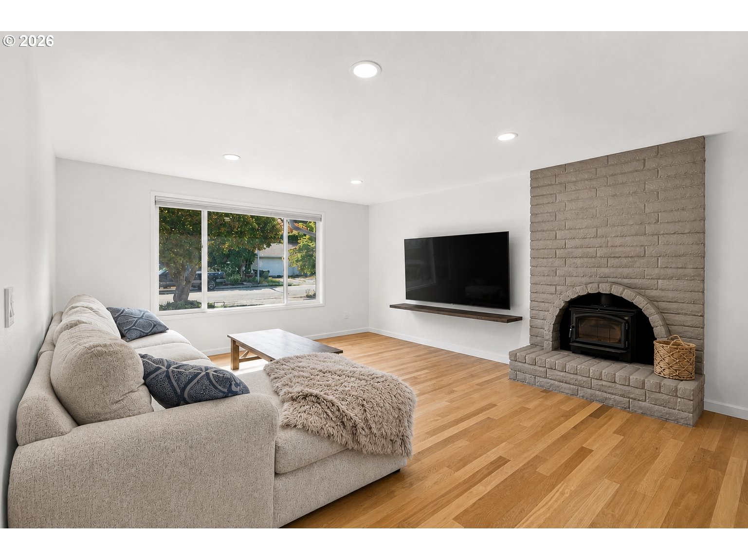 1801 SE 54TH AVE