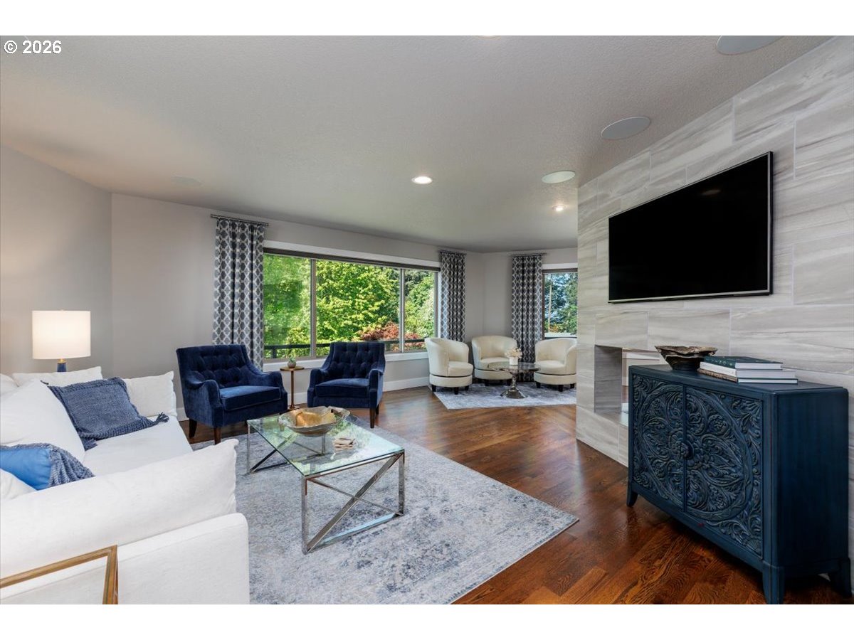 15805 SW COLONY DR