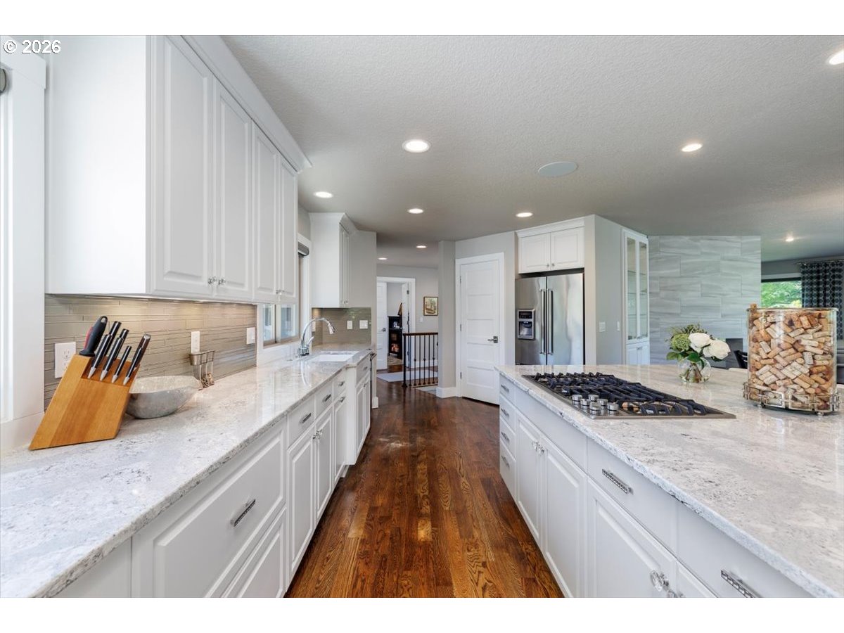 15805 SW COLONY DR