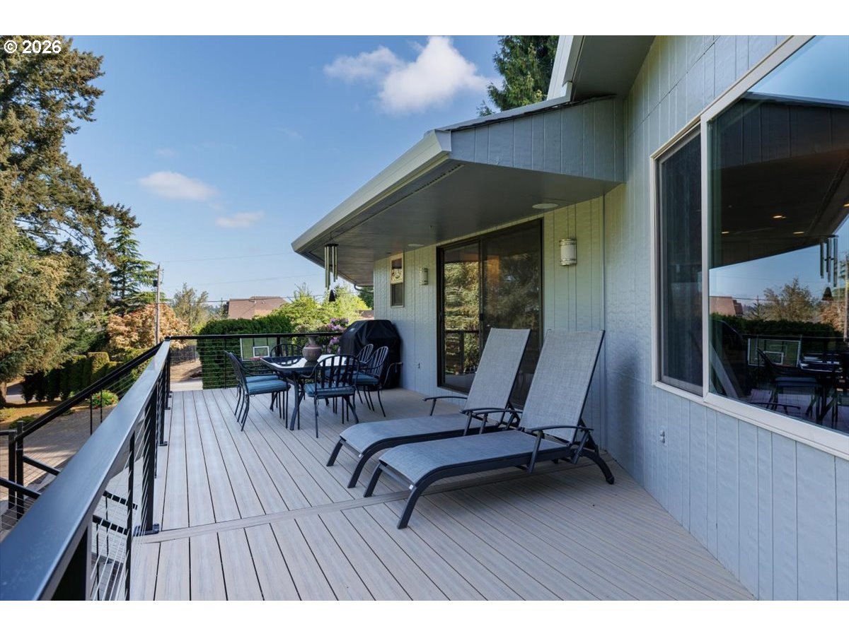 15805 SW COLONY DR