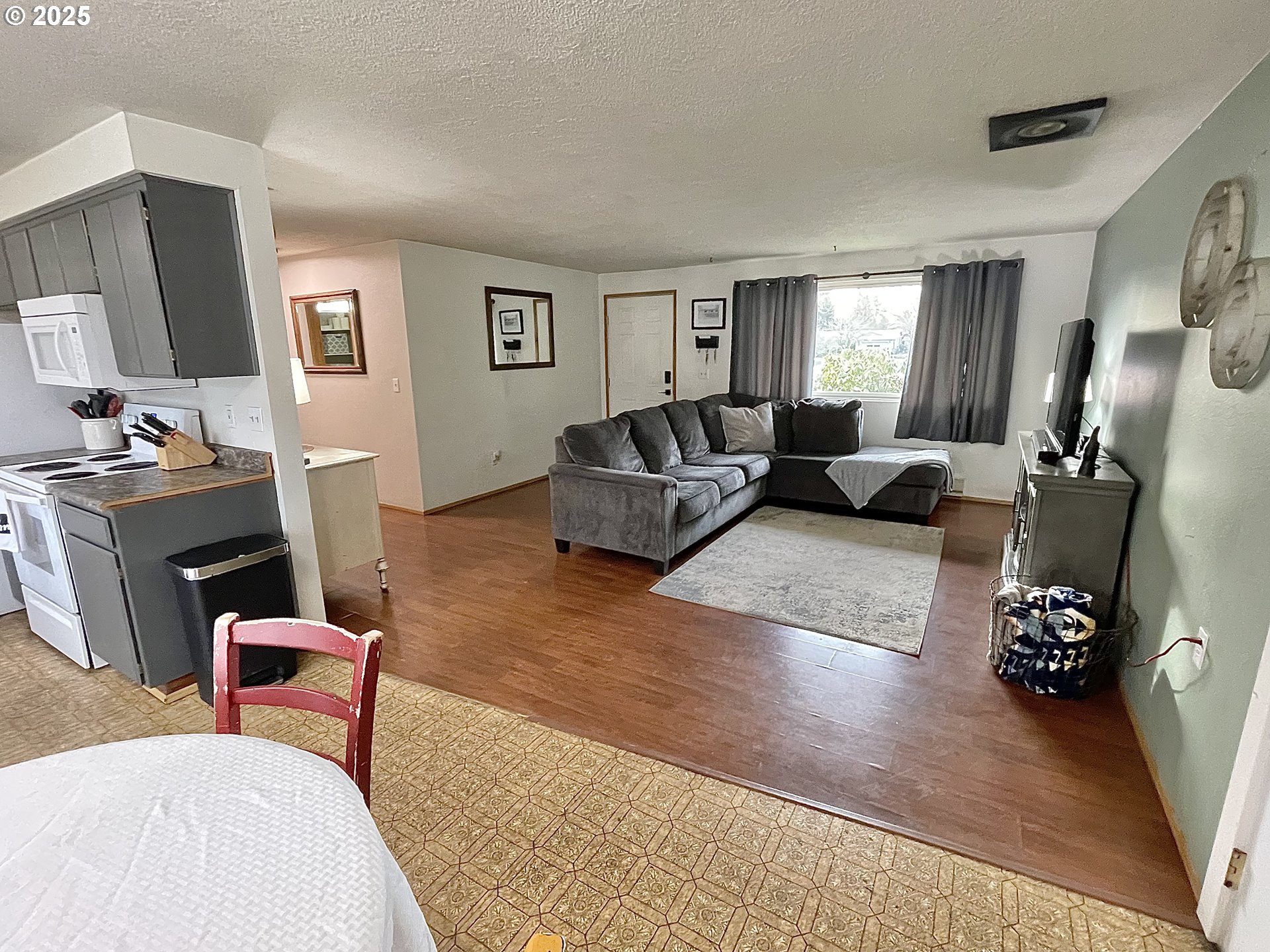 200 SW NORRIS CT, McMinnville