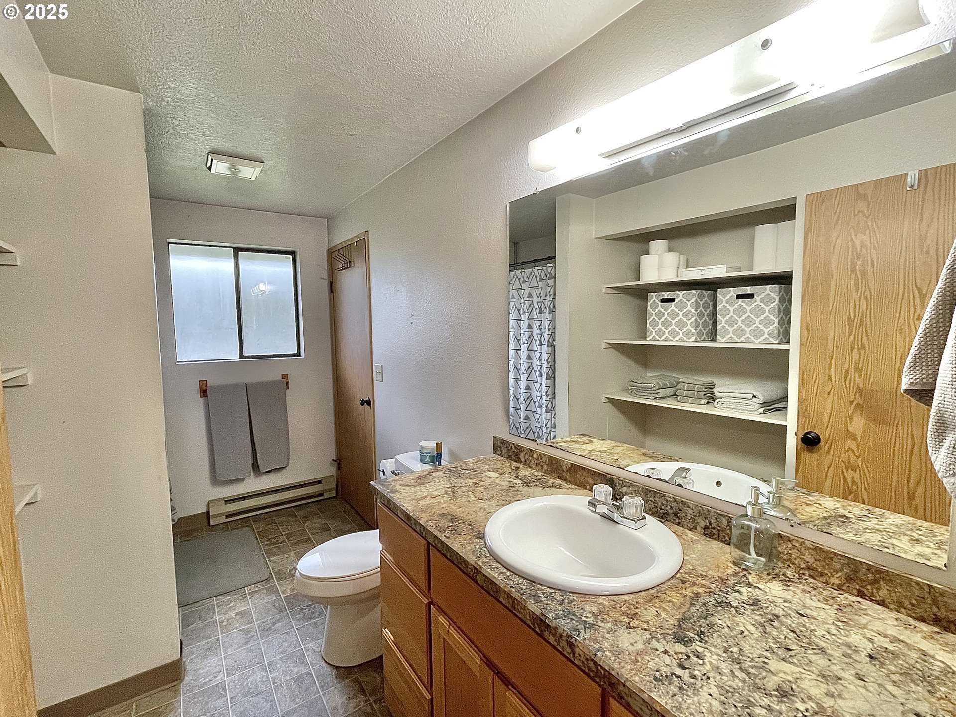 200 SW NORRIS CT, McMinnville