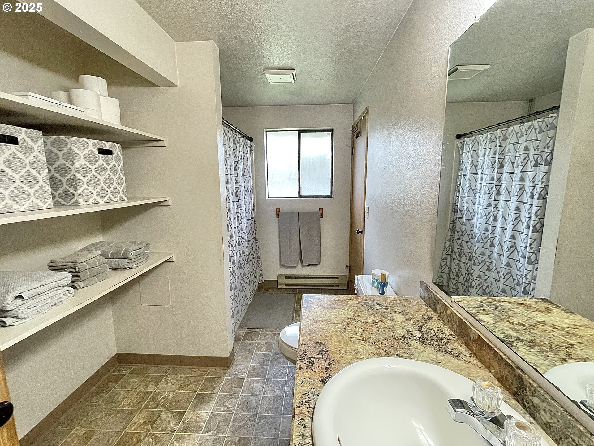 200 SW NORRIS CT, McMinnville