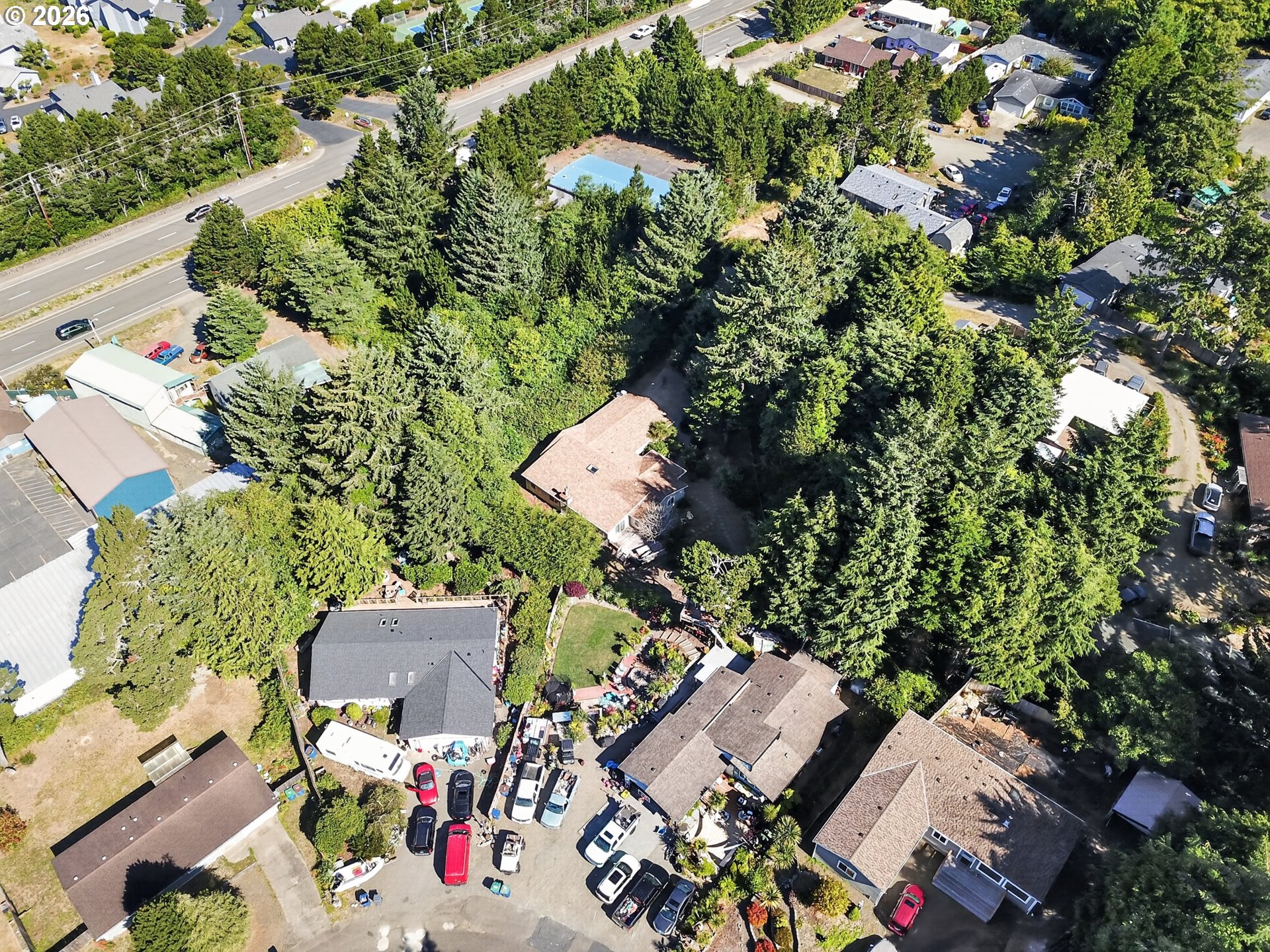 30 MARION LN