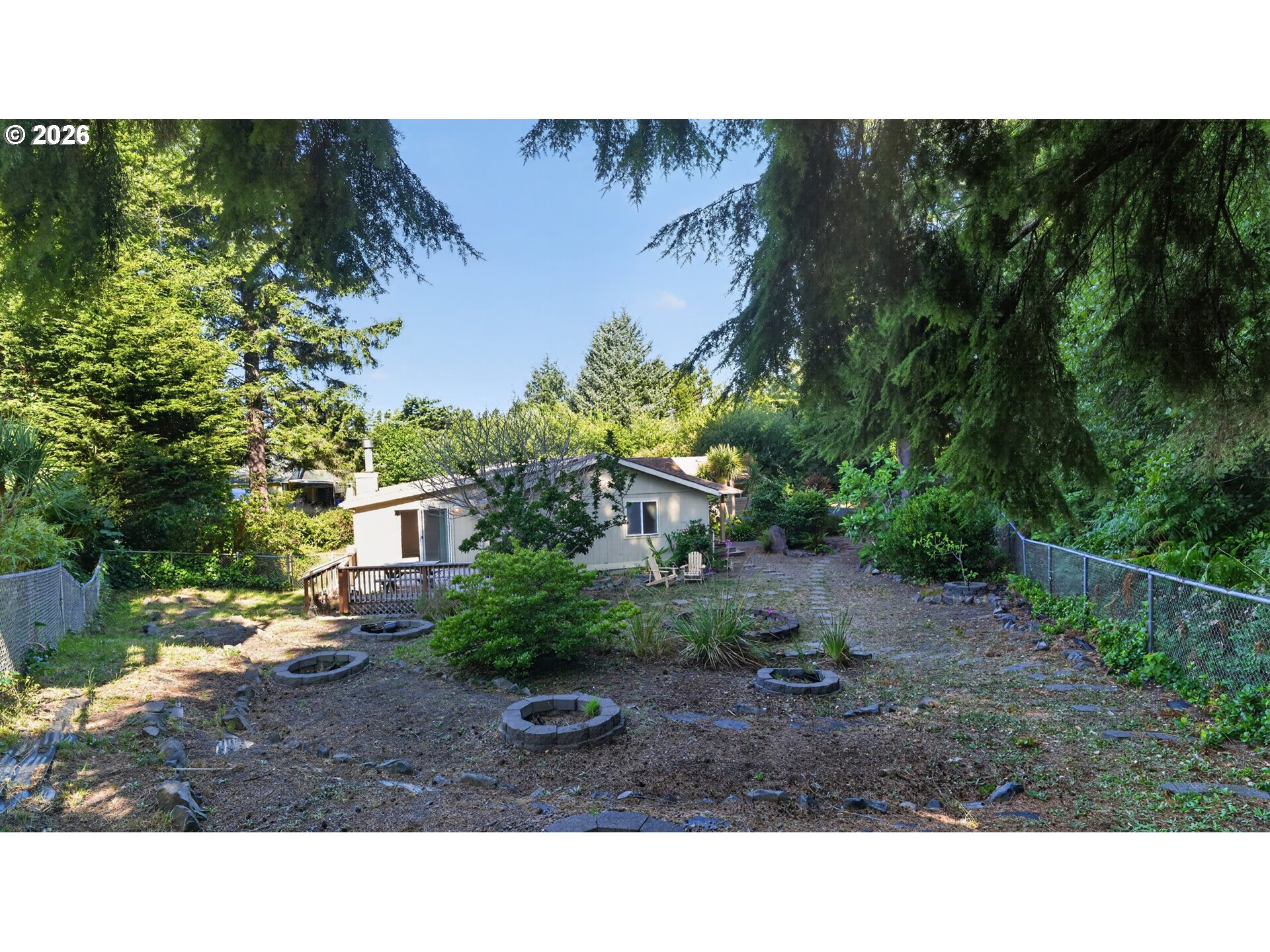 30 MARION LN