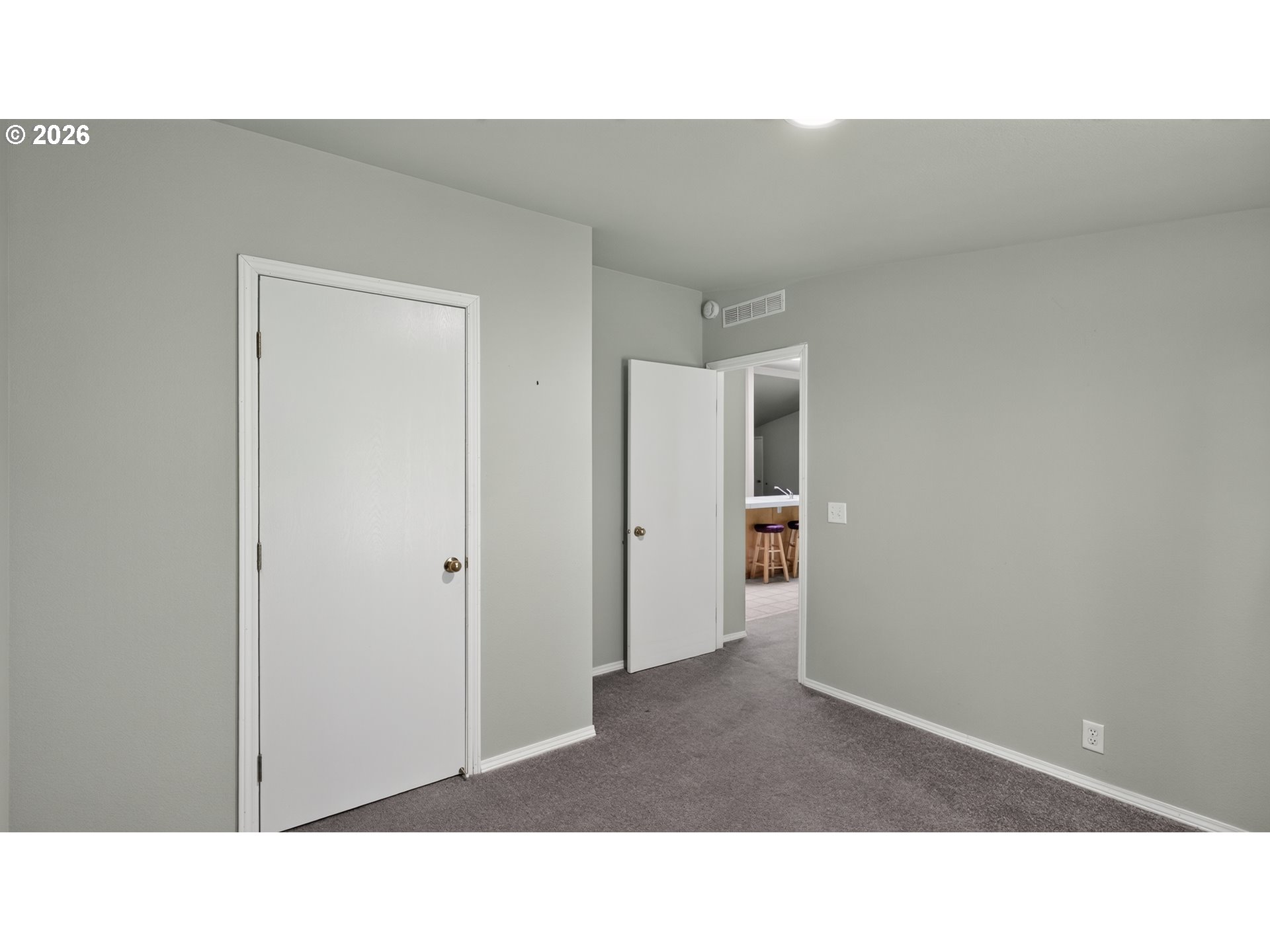 30 MARION LN