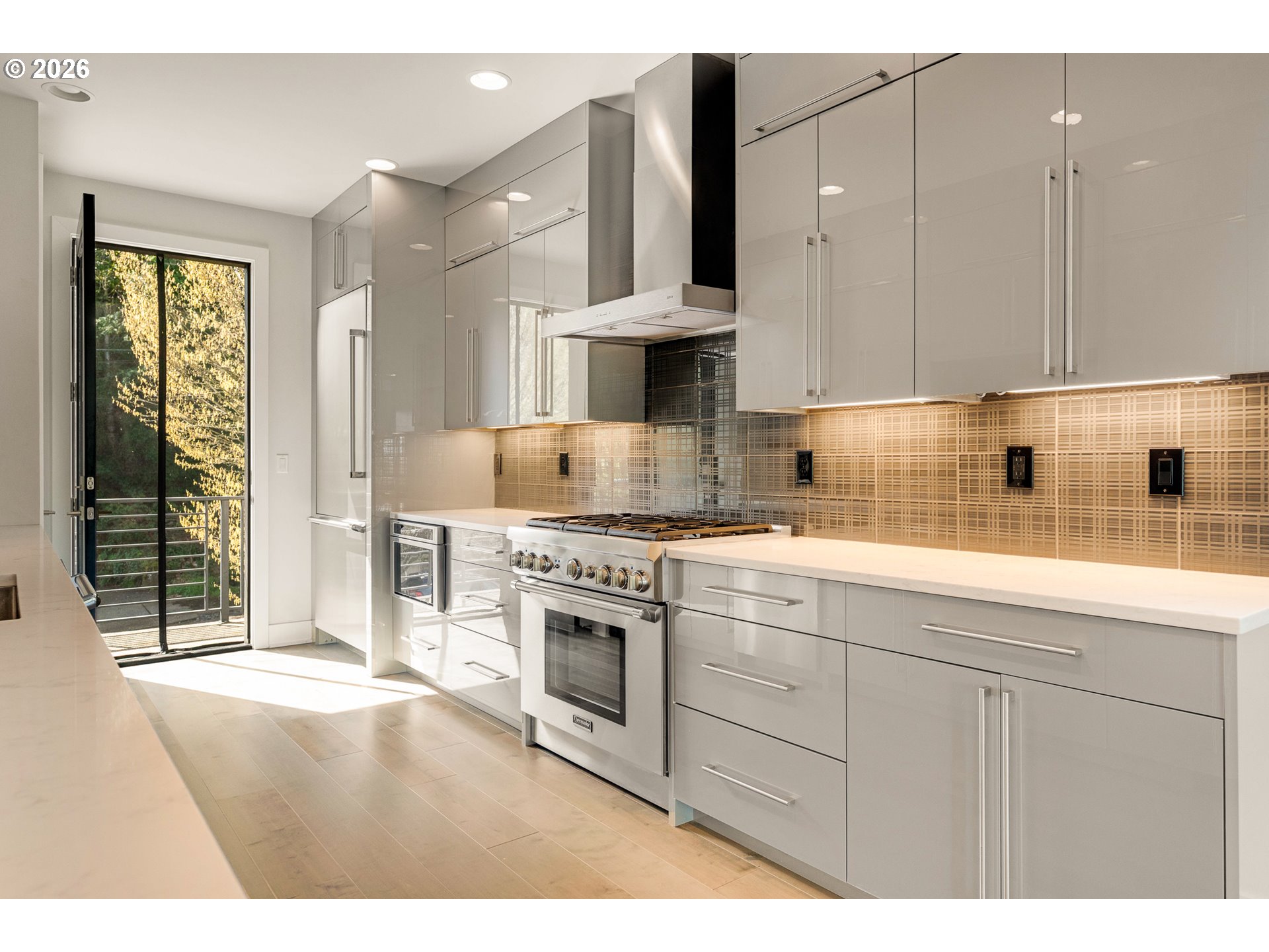 1625 SW MONTGOMERY ST