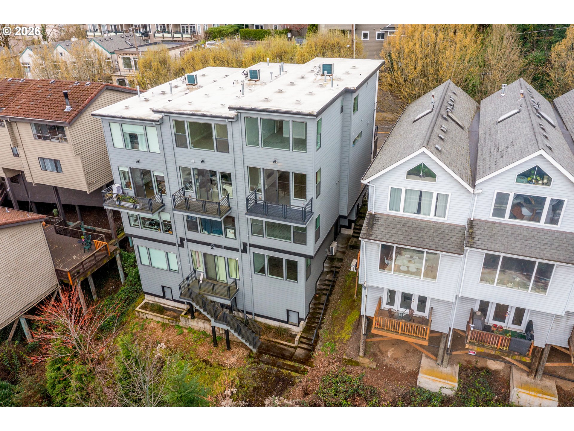 1625 SW MONTGOMERY ST