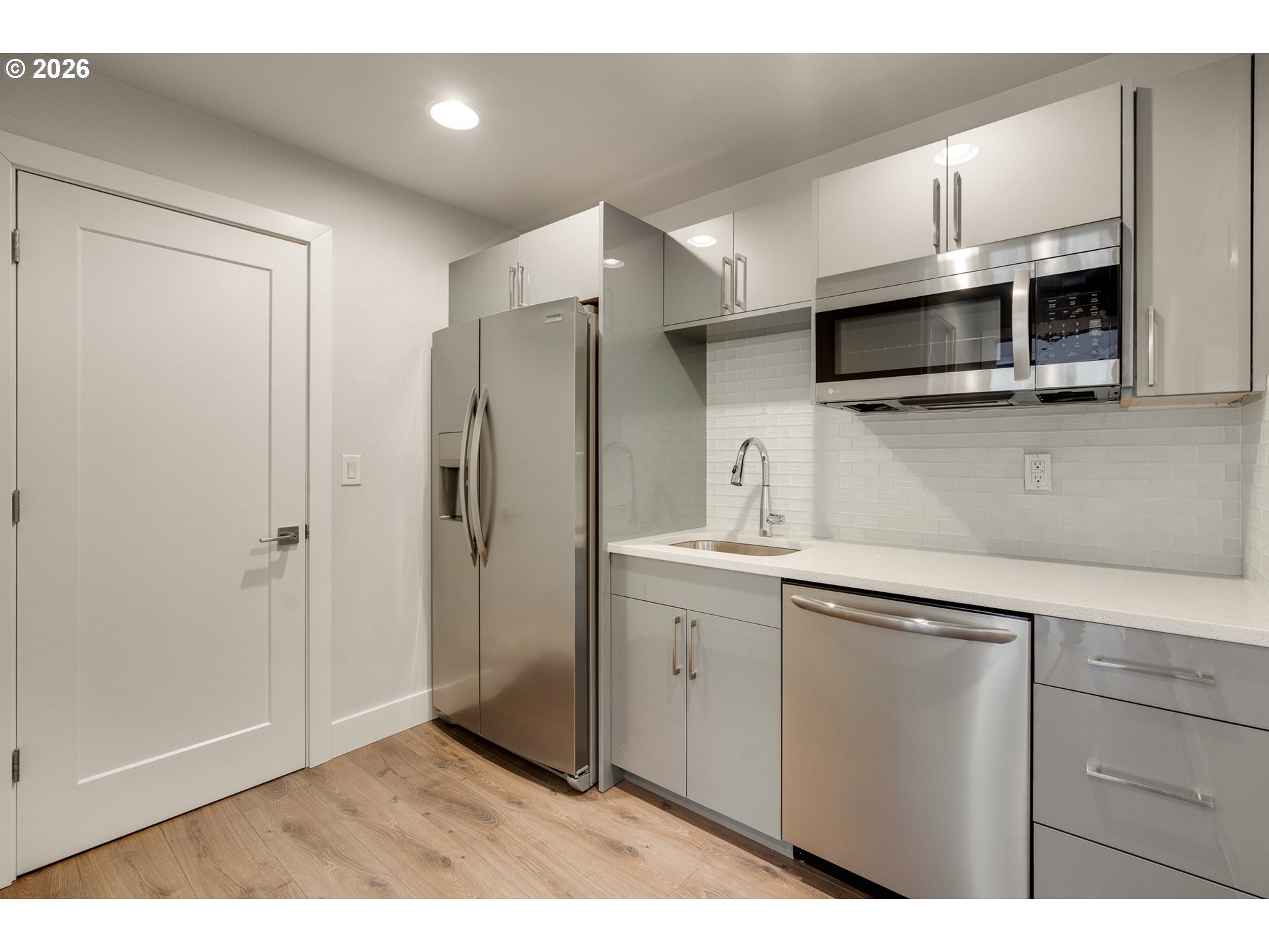 1625 SW MONTGOMERY ST