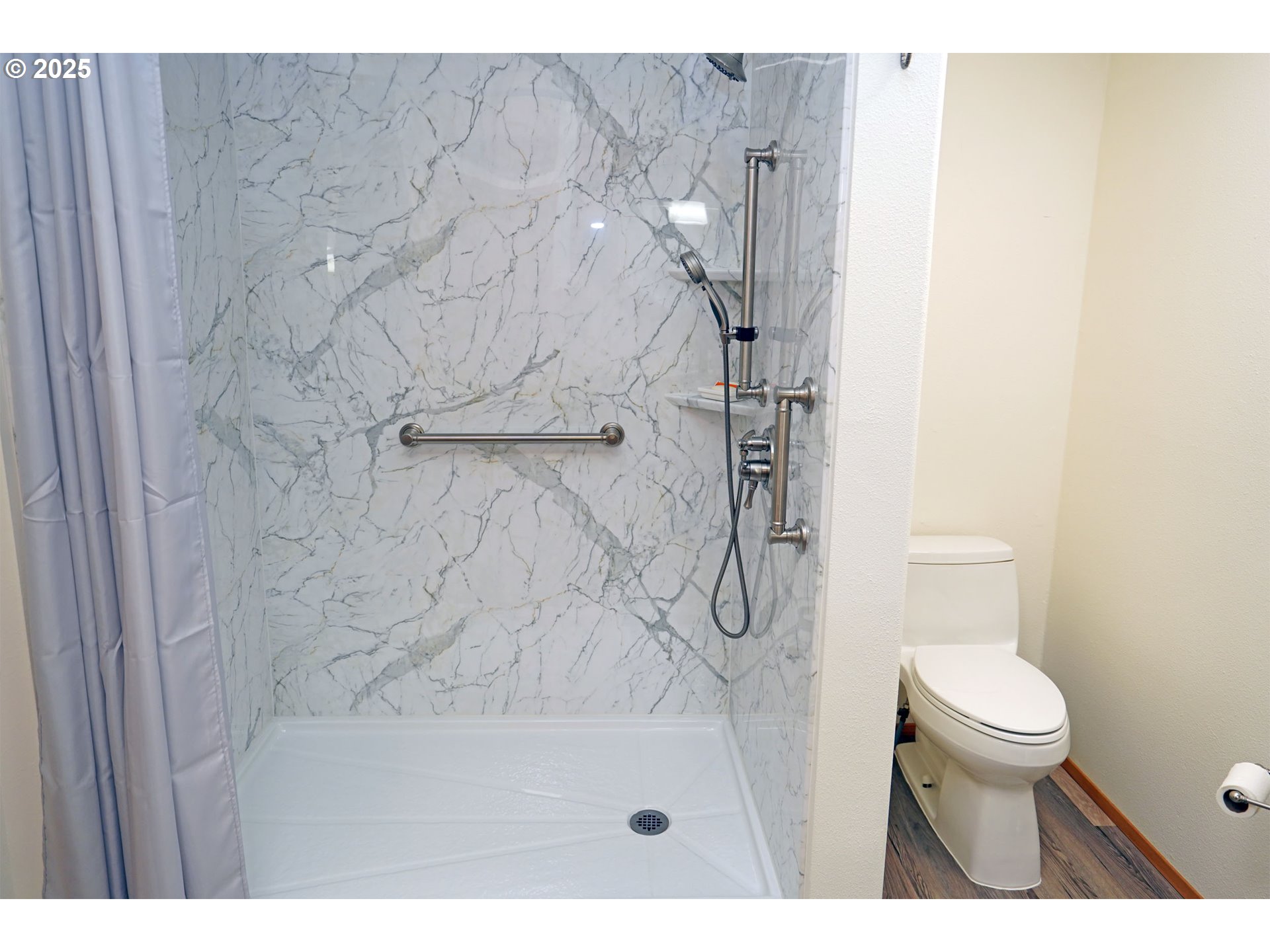 14308 NE SANDY BLVD #42