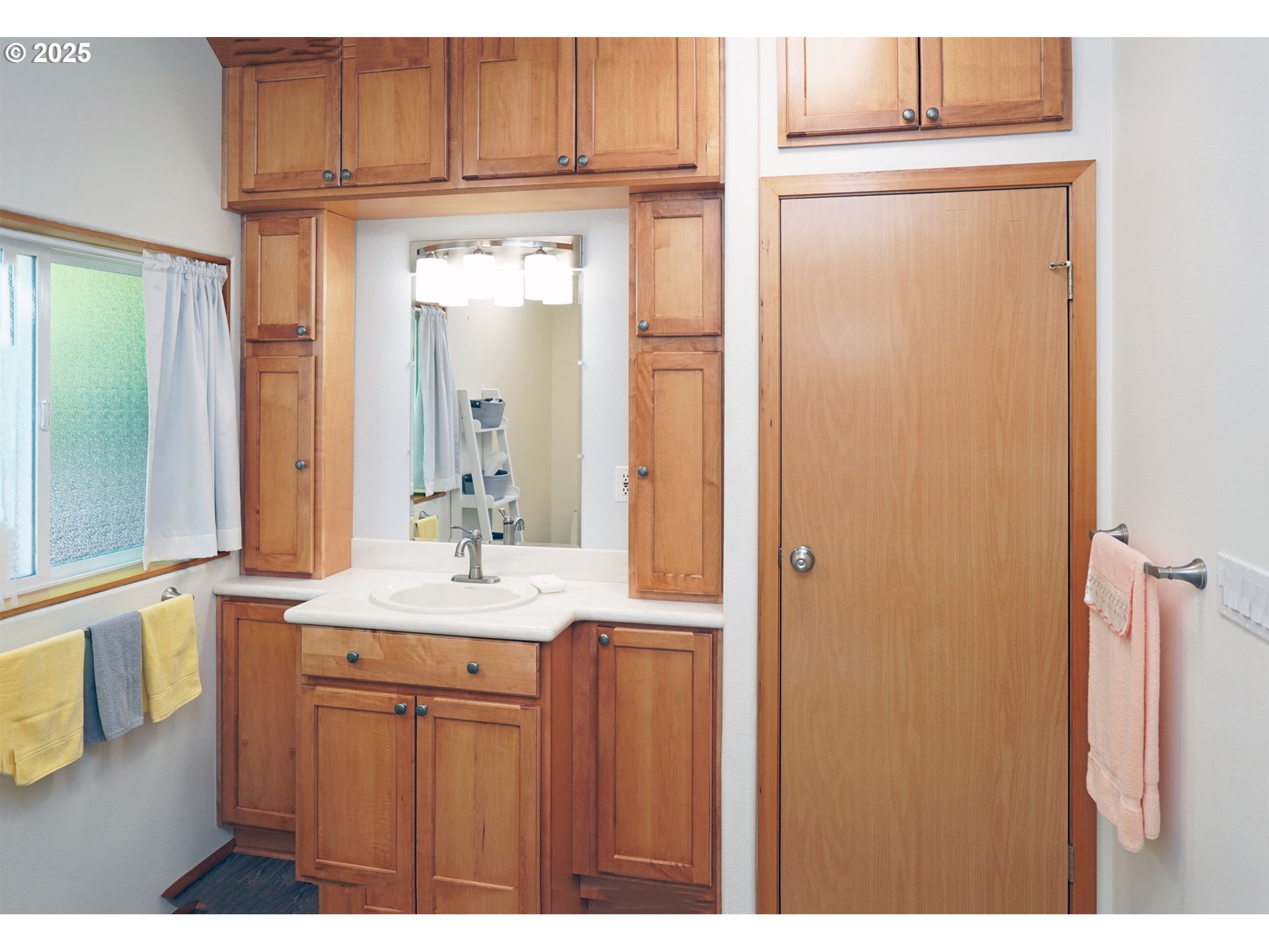 14308 NE SANDY BLVD #42