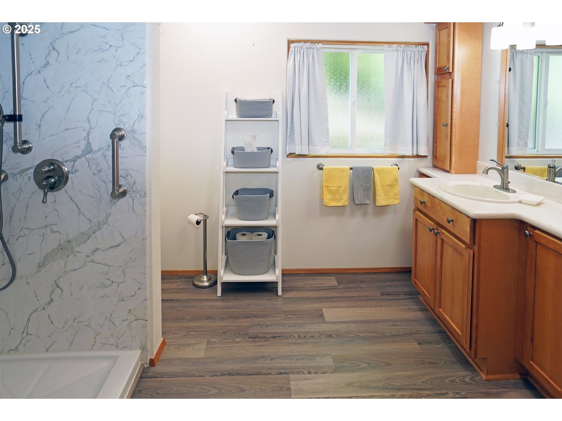 14308 NE SANDY BLVD #42