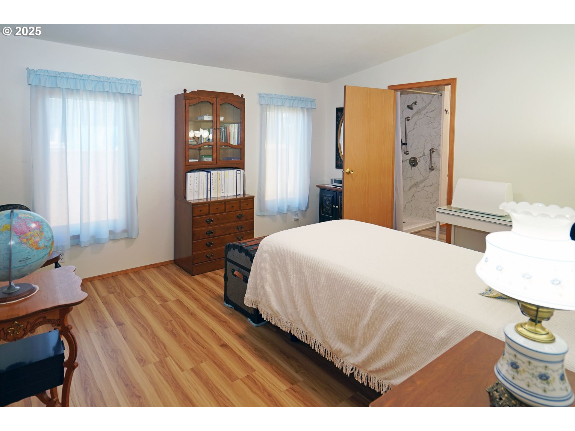 14308 NE SANDY BLVD #42