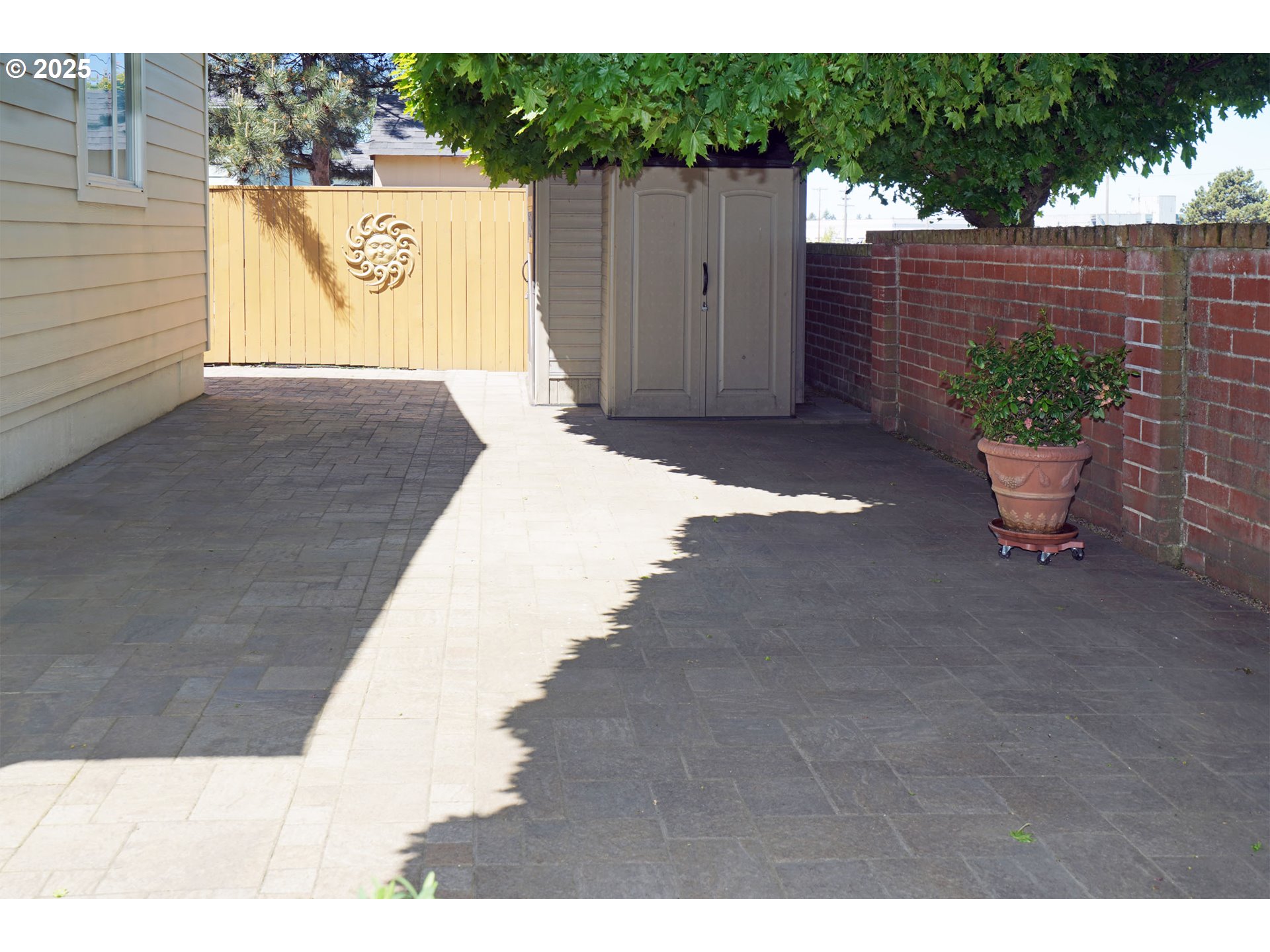 14308 NE SANDY BLVD #42