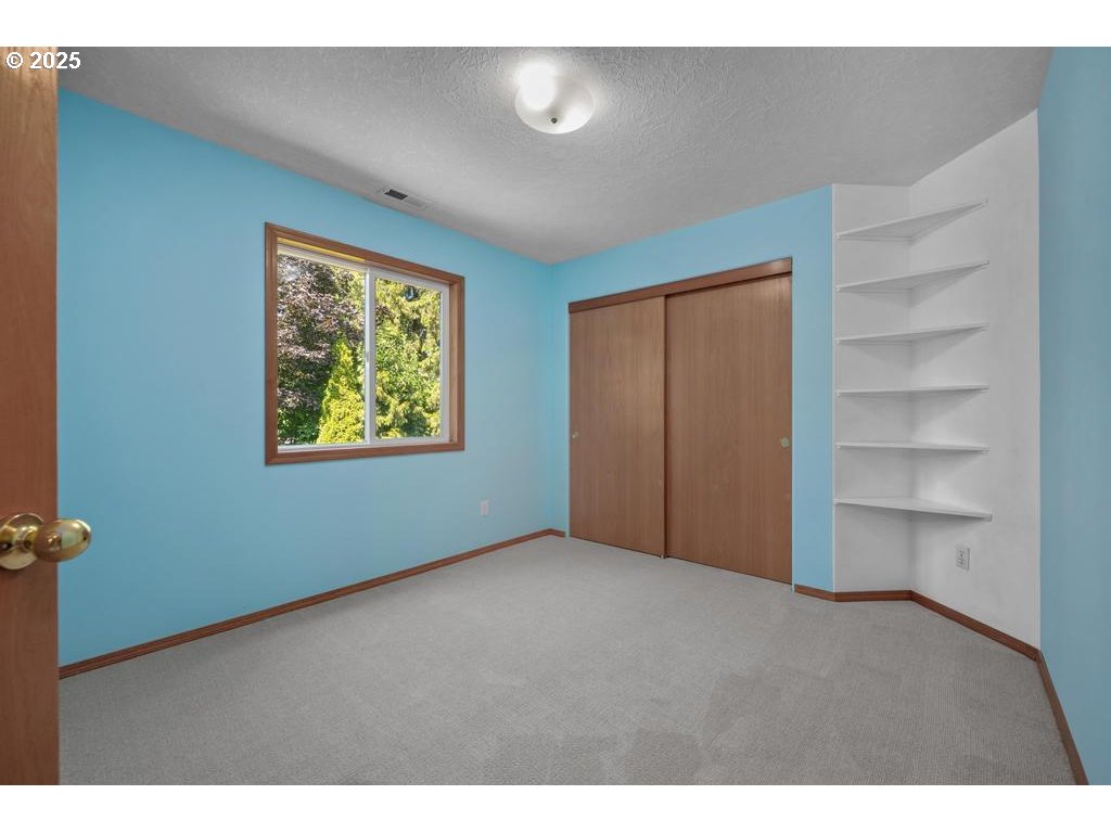 8911 SW 49TH AVE, Portland