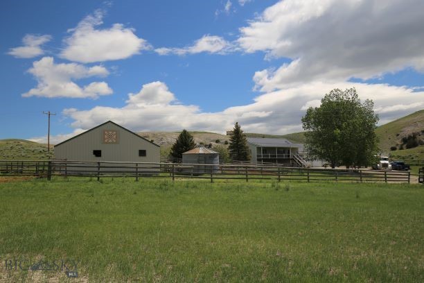 166 Price Road