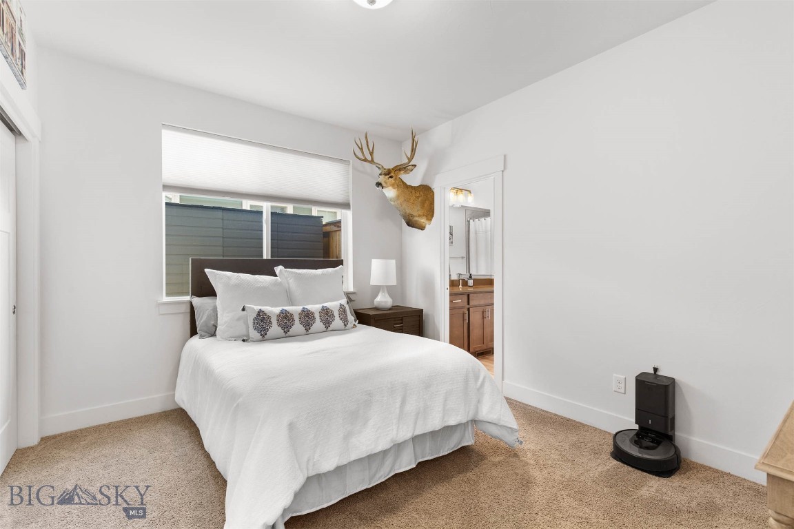 1515 Deadwood Loop