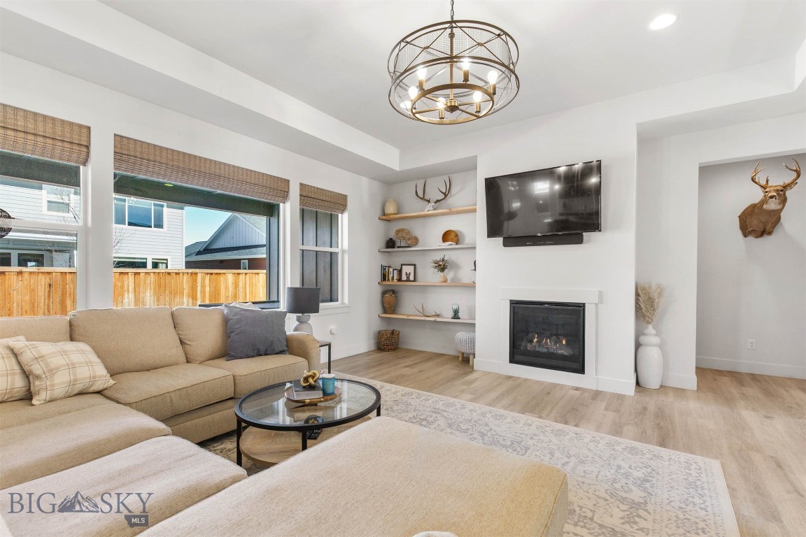 1515 Deadwood Loop