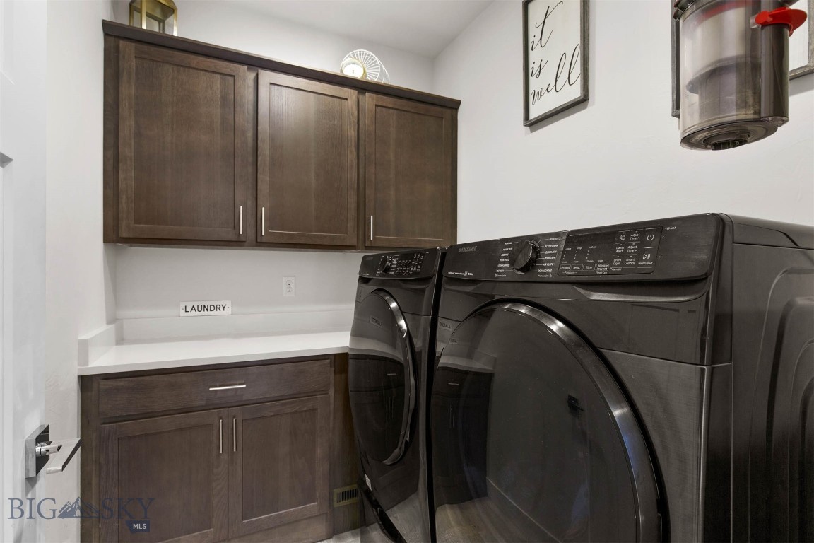 1515 Deadwood Loop