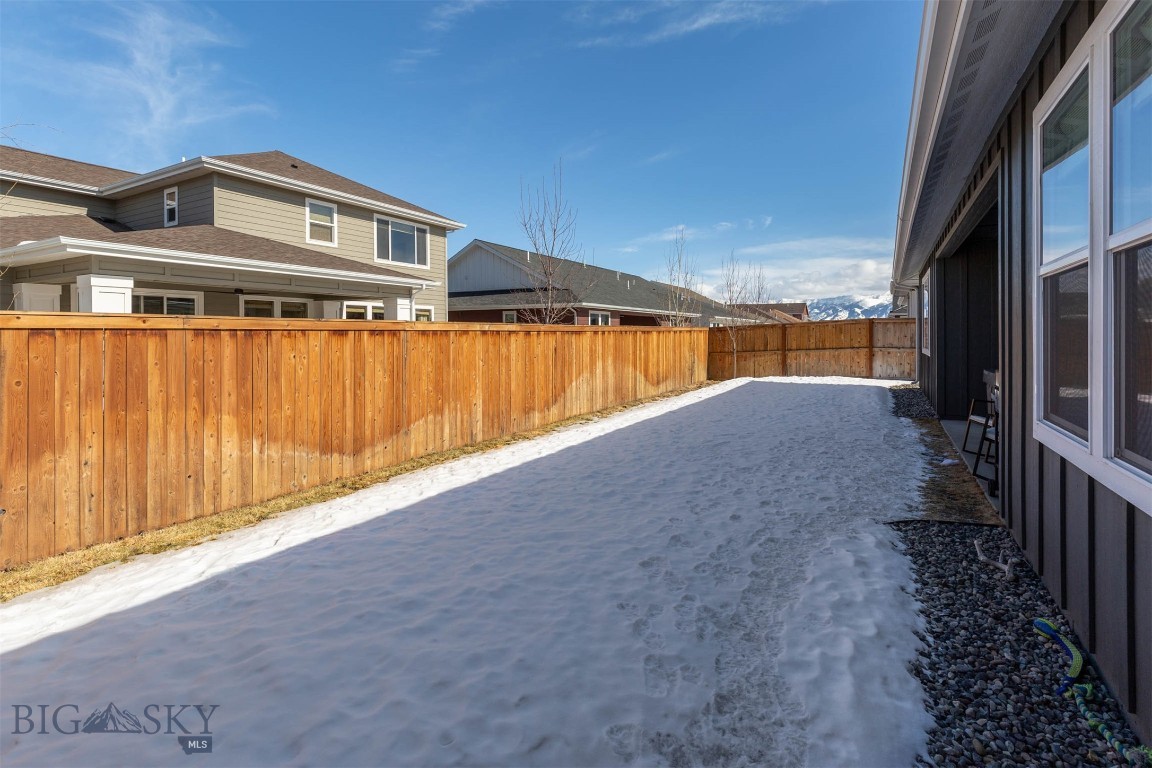 1515 Deadwood Loop