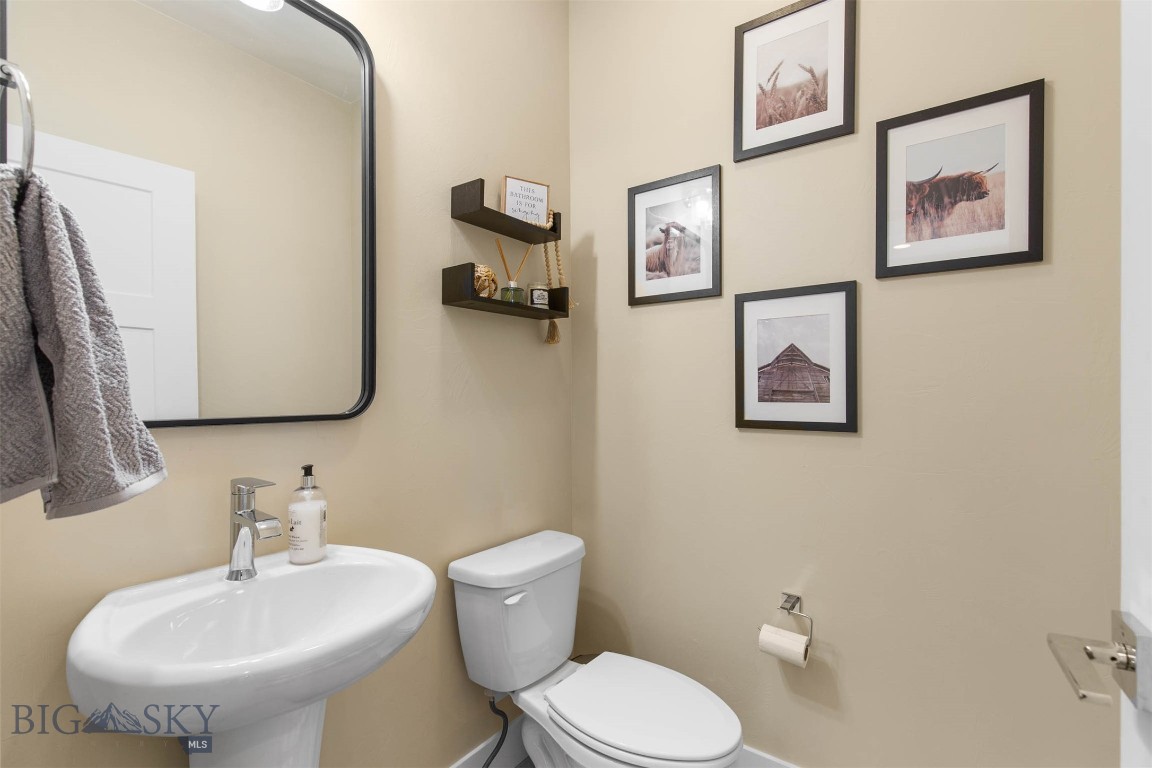1515 Deadwood Loop