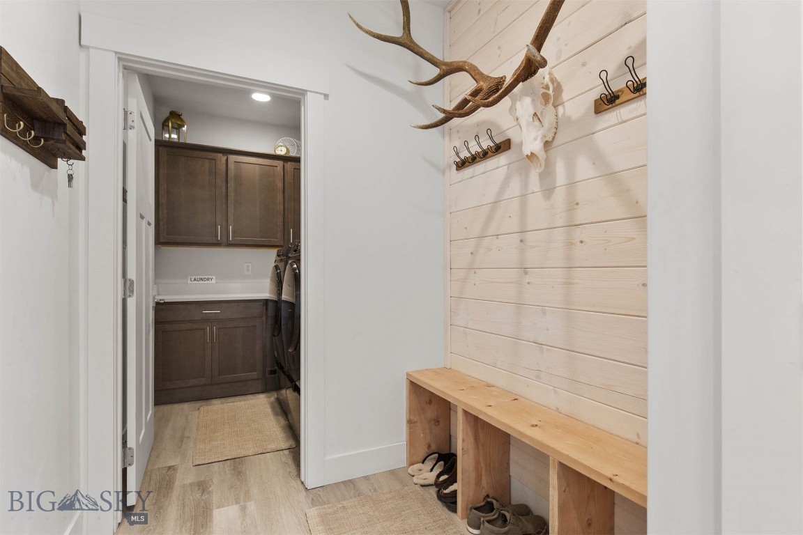 1515 Deadwood Loop