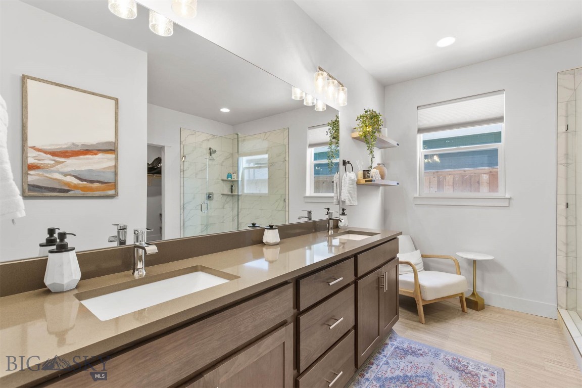 1515 Deadwood Loop